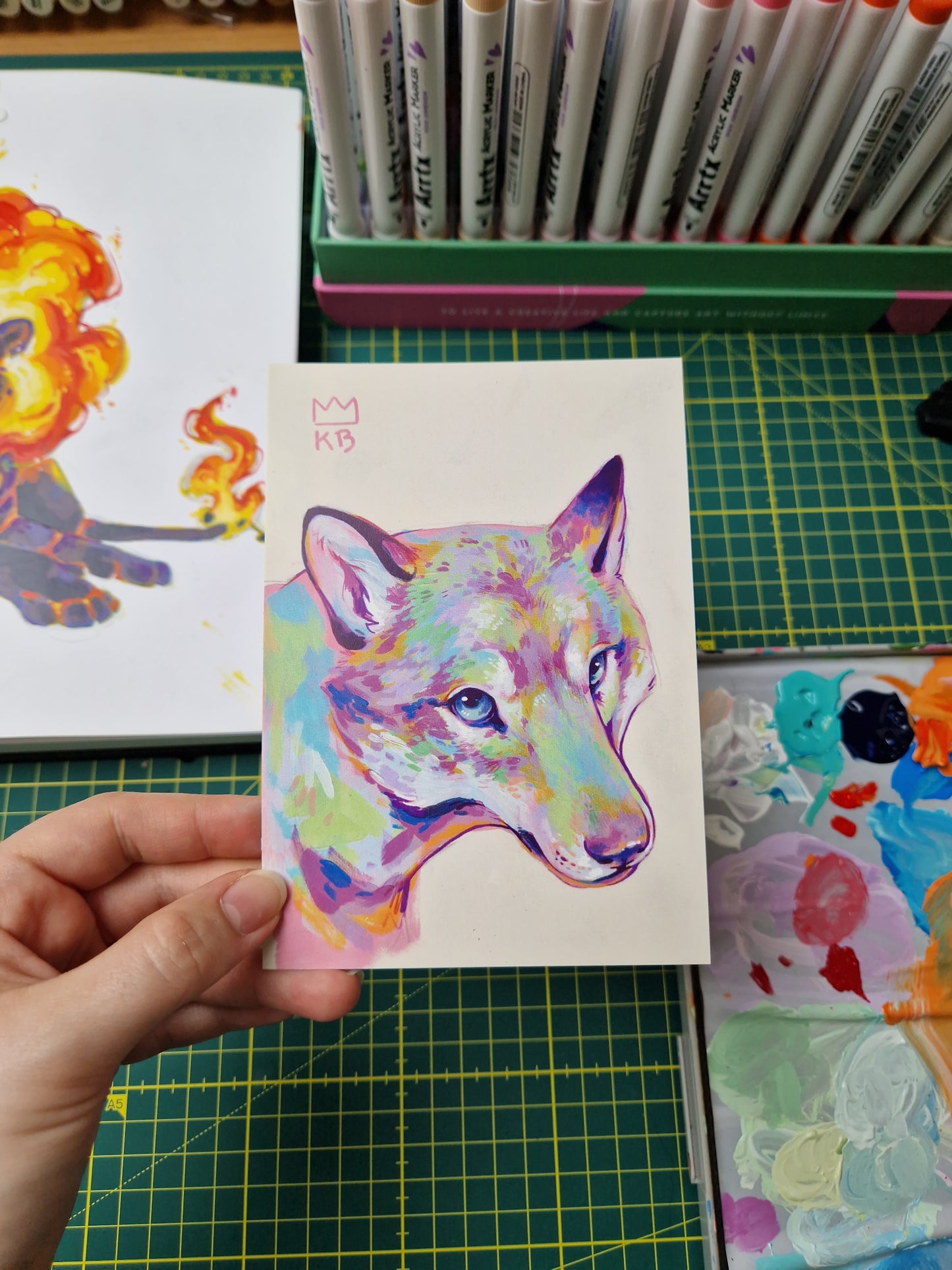 "Color wolf" print