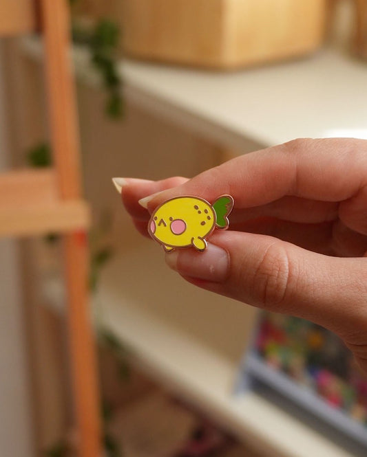 Lemon fish pin